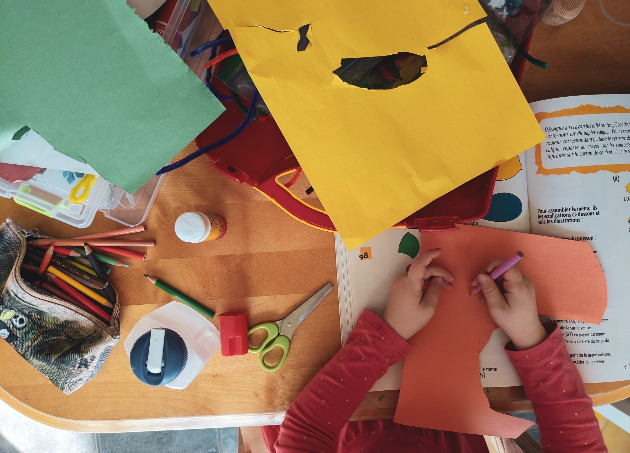 Activité pour enfant de 2 ans : 6 idées de bricolages faciles - Creavea