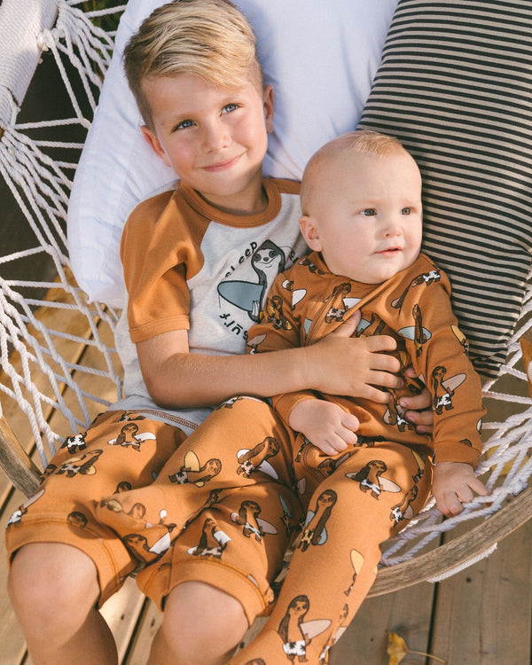 Printed Organic Cotton One-Piece Pajama Sloths On Tan Background Pajamas Deux par Deux