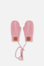 Mitaines en tricot vieux rose pâle avec corde pour bébé