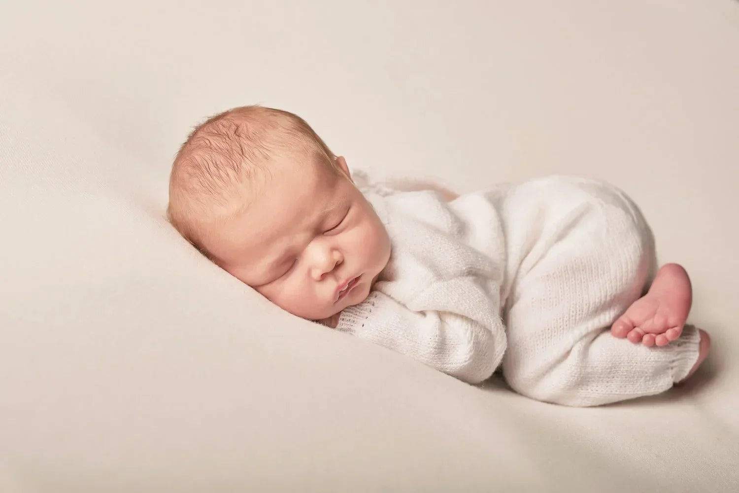 How to dress baby for sleep