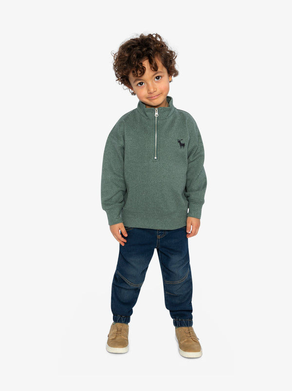 Evergreen holiday look