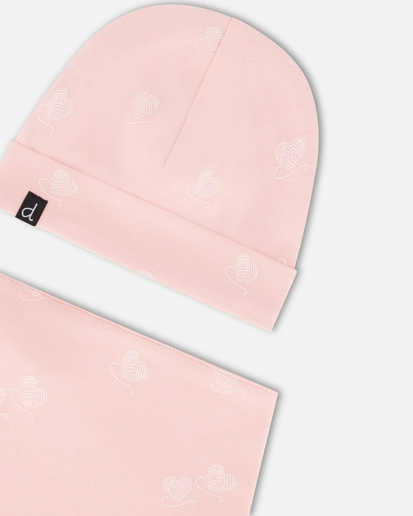 Organic Cotton Ball Hat And Bib Set Powder Pink Little Heart Of Wool Print Accessories Deux par Deux 