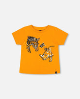 T-shirt avec imprimé graphique orange en coton biologique