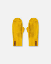 Mitaines en tricot jaune
