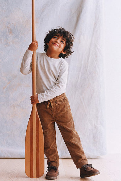 Pantalon en velours côtelé extensible avec poche cargo brun cassonade