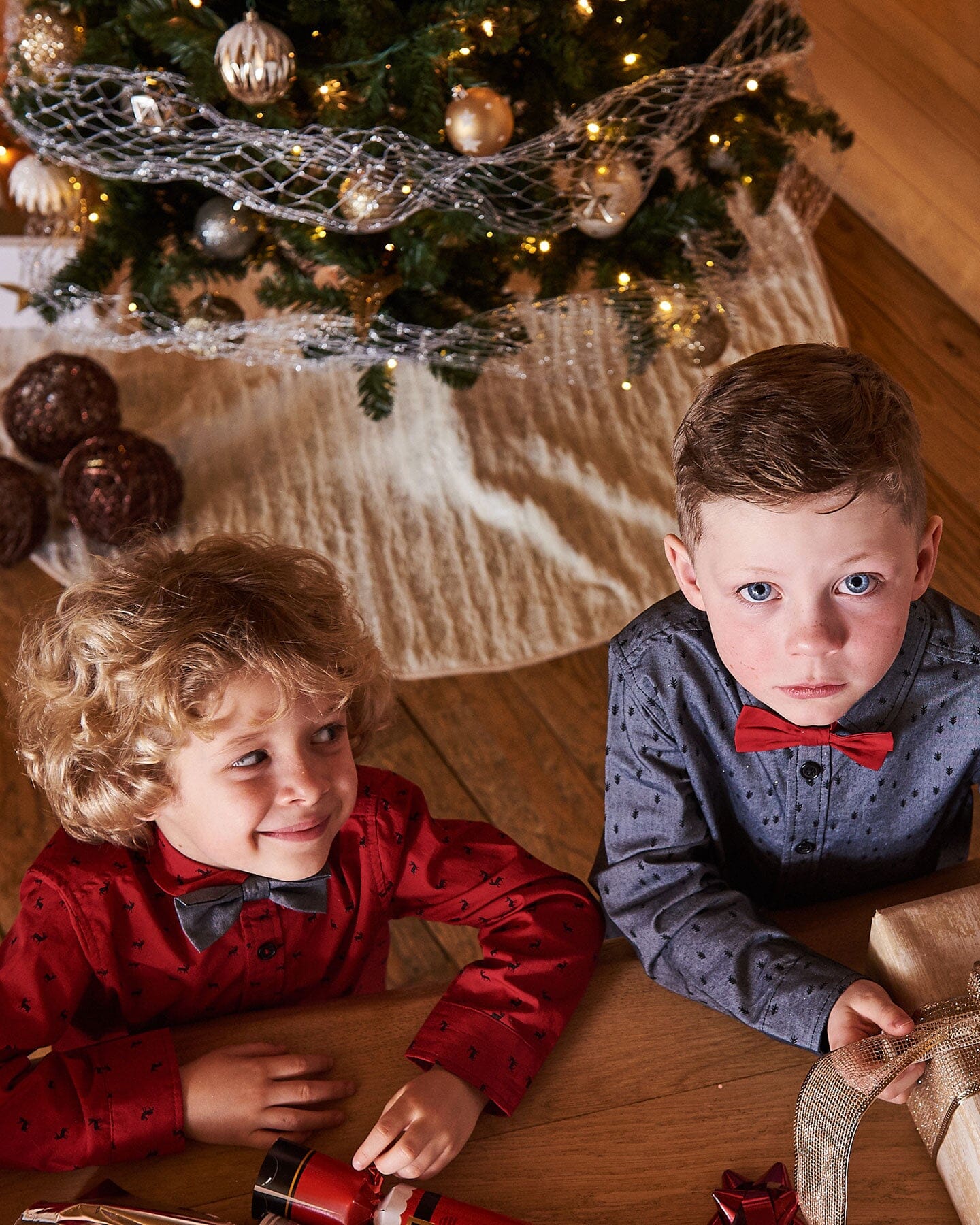 Printed Reindeer Poplin Shirt With Bow Tie Red Tees & Tops Deux par Deux 