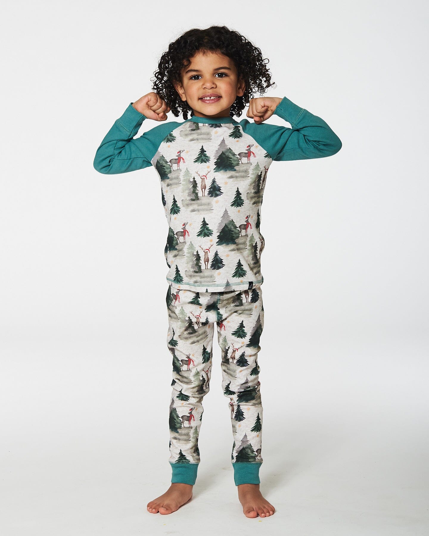 Organic Cotton Two Piece Pajama Set Gray Mix And Green Printed Reindeer Pajamas Deux par Deux 