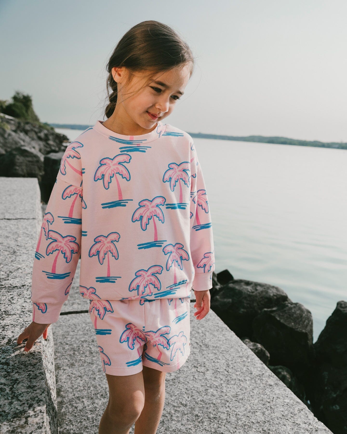 French Terry Sweatshirt Light Pink Palm Print - H30G30_3H112