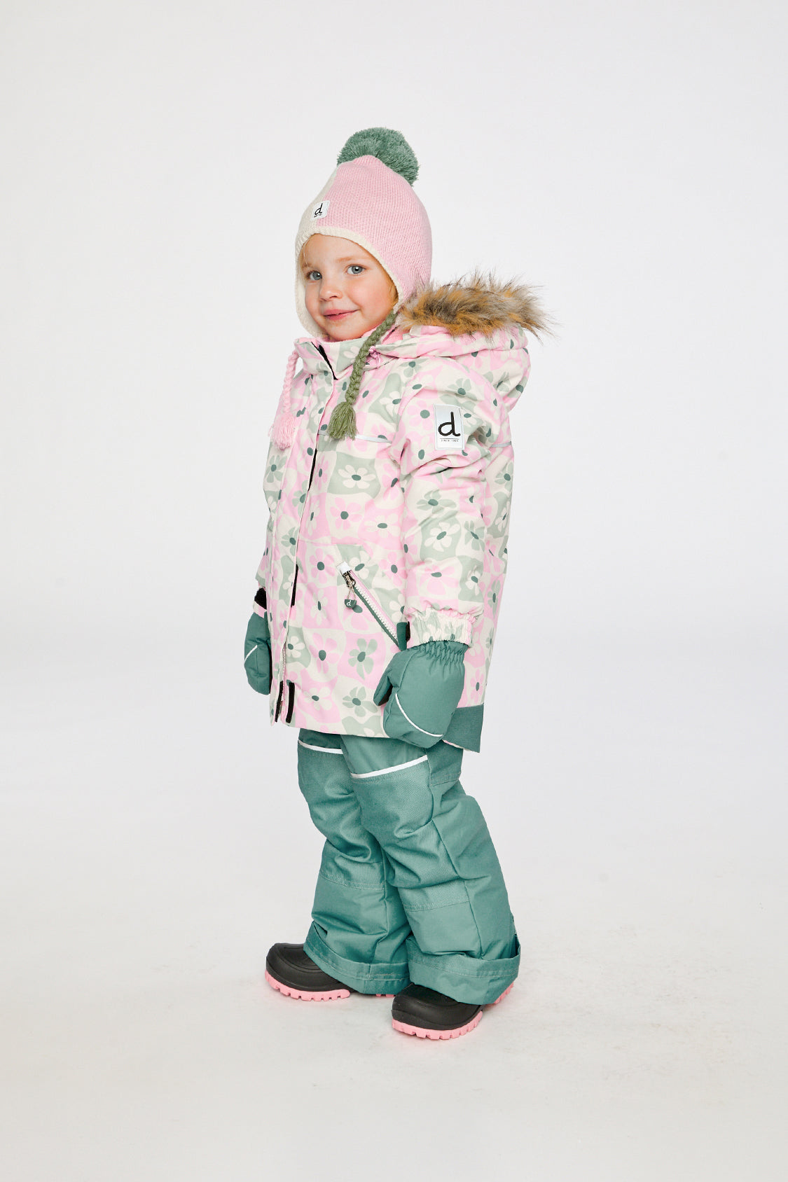 Two Piece Discover Snowsuit White With Retro Pink Print - J10DG80_1J017