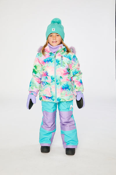 Zweiteiliger Spiel-Schneeanzug in mehreren Farben mit Rautenmuster, türkisfarbener Jacke und violetten Hosen