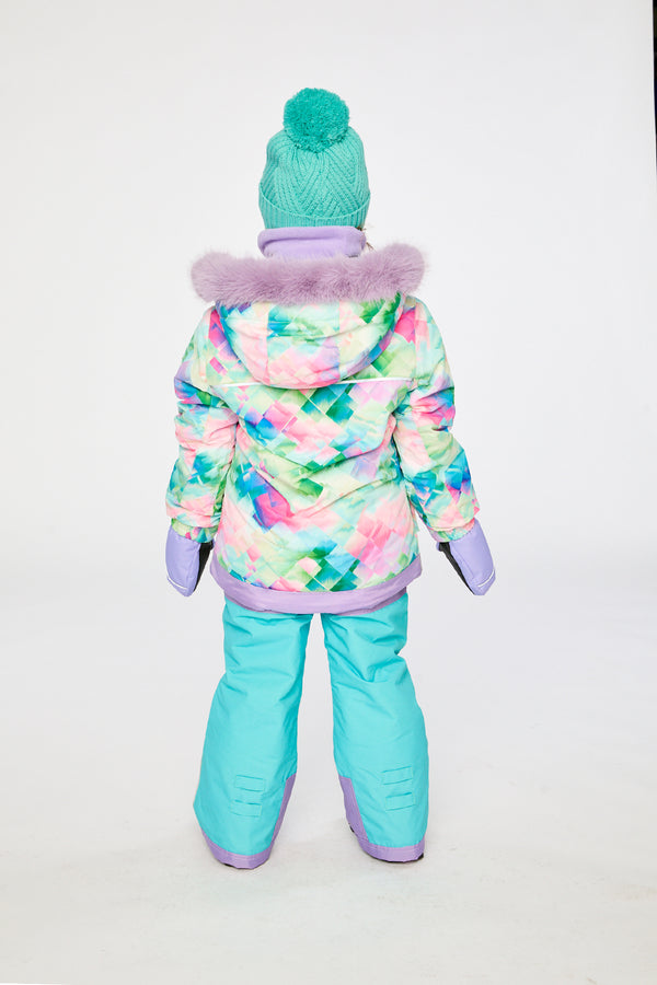 Zweiteiliger Spiel-Schneeanzug in mehreren Farben mit Rautenmuster, türkisfarbener Jacke und violetten Hosen