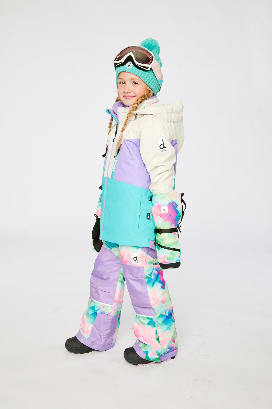 Two Piece Teknik Snowsuit Multicolored With A Diamond Pattern - J10TG93_05130