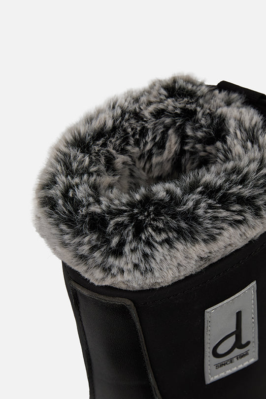 Winterstiefel mit herausnehmbarem Futter in Schwarz