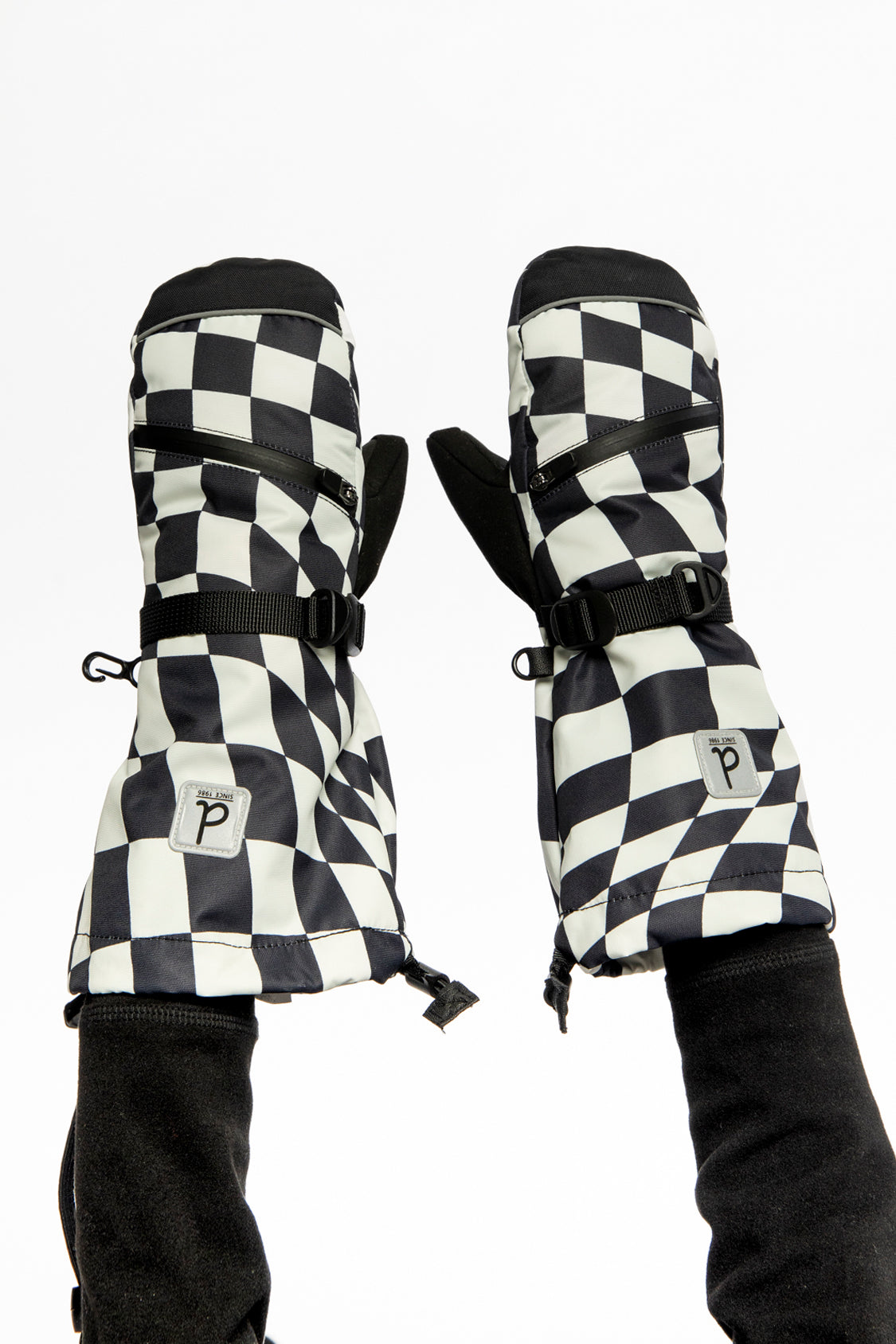 Teknik Winter Mittens White Checkered Print - J10XM203_1J059