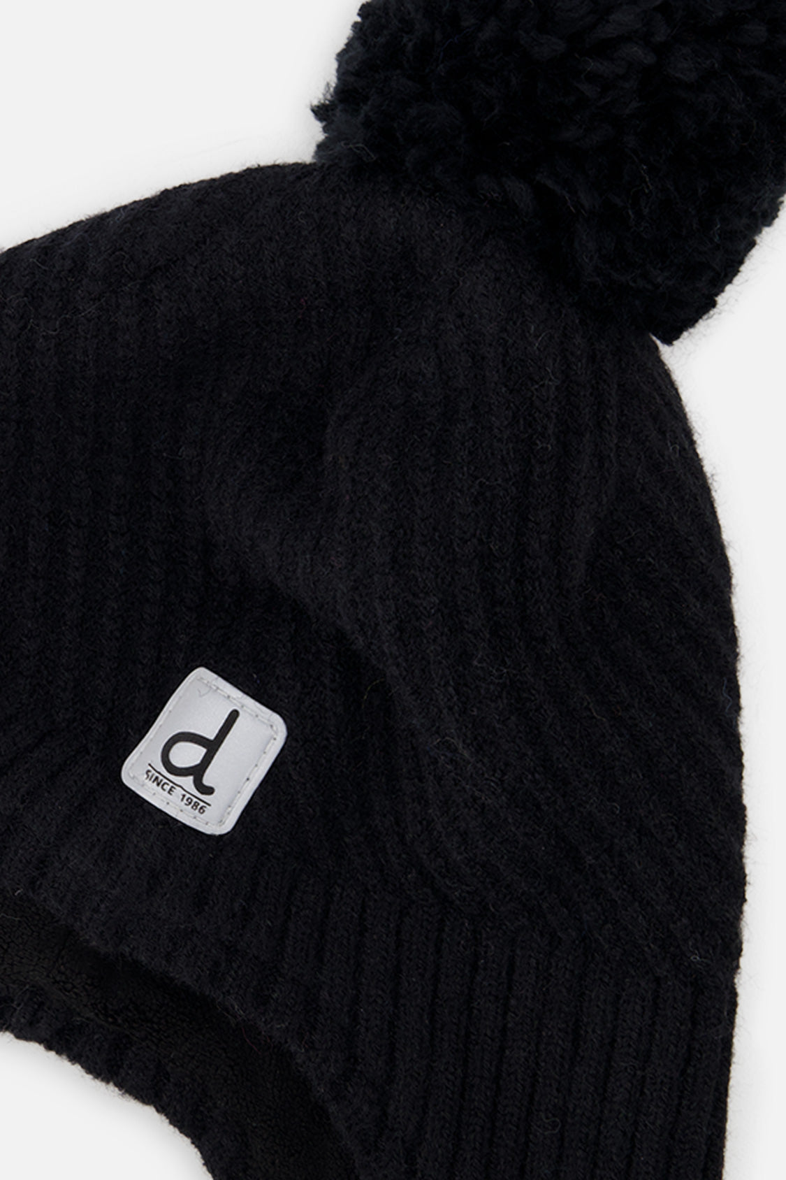Winter Peruvian Knit Hat With Pompom Black - J10XT1_09990