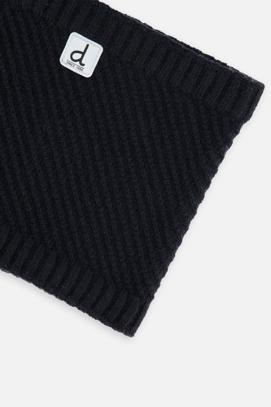 Winter Knit Neckwarmer Black - J10XT2_09990