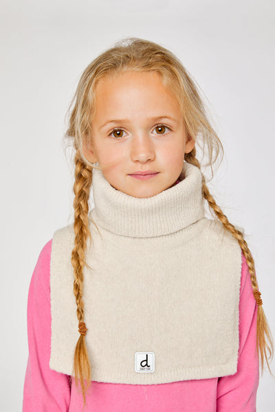 Knit Turtle Neckwarmer Off-White - J10XT3_01880