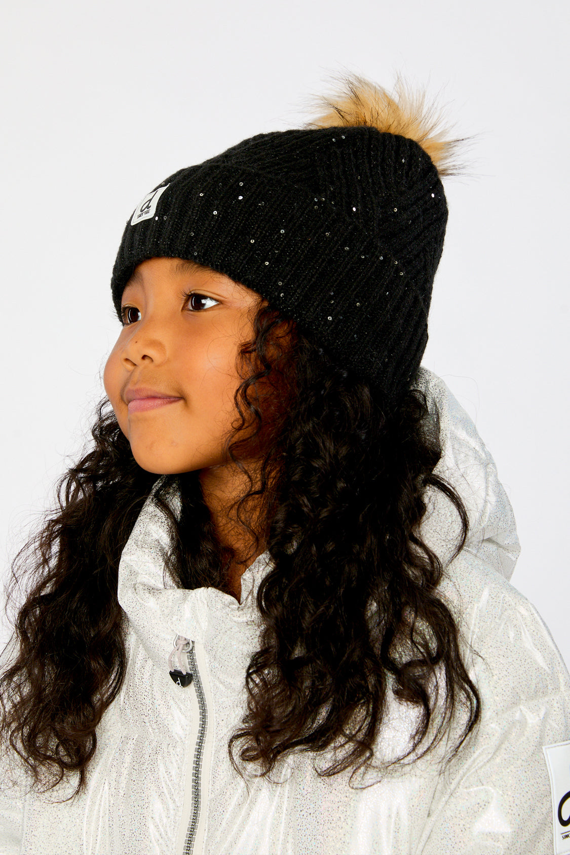 Winter Knit Hat With Pompom Black - J10XT5_09990