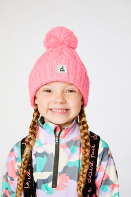 Winterstrickmütze mit Bommel Neonkoralle