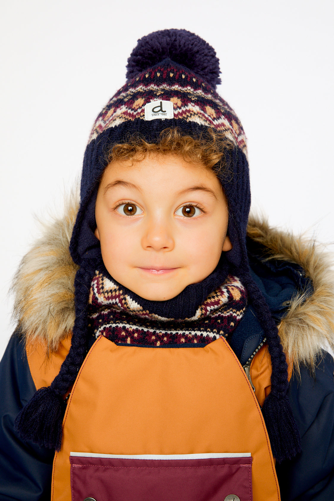 Winter Peruvian Knit Hat With Pompom Blue And Red Jacquard - J10Z26_1J073