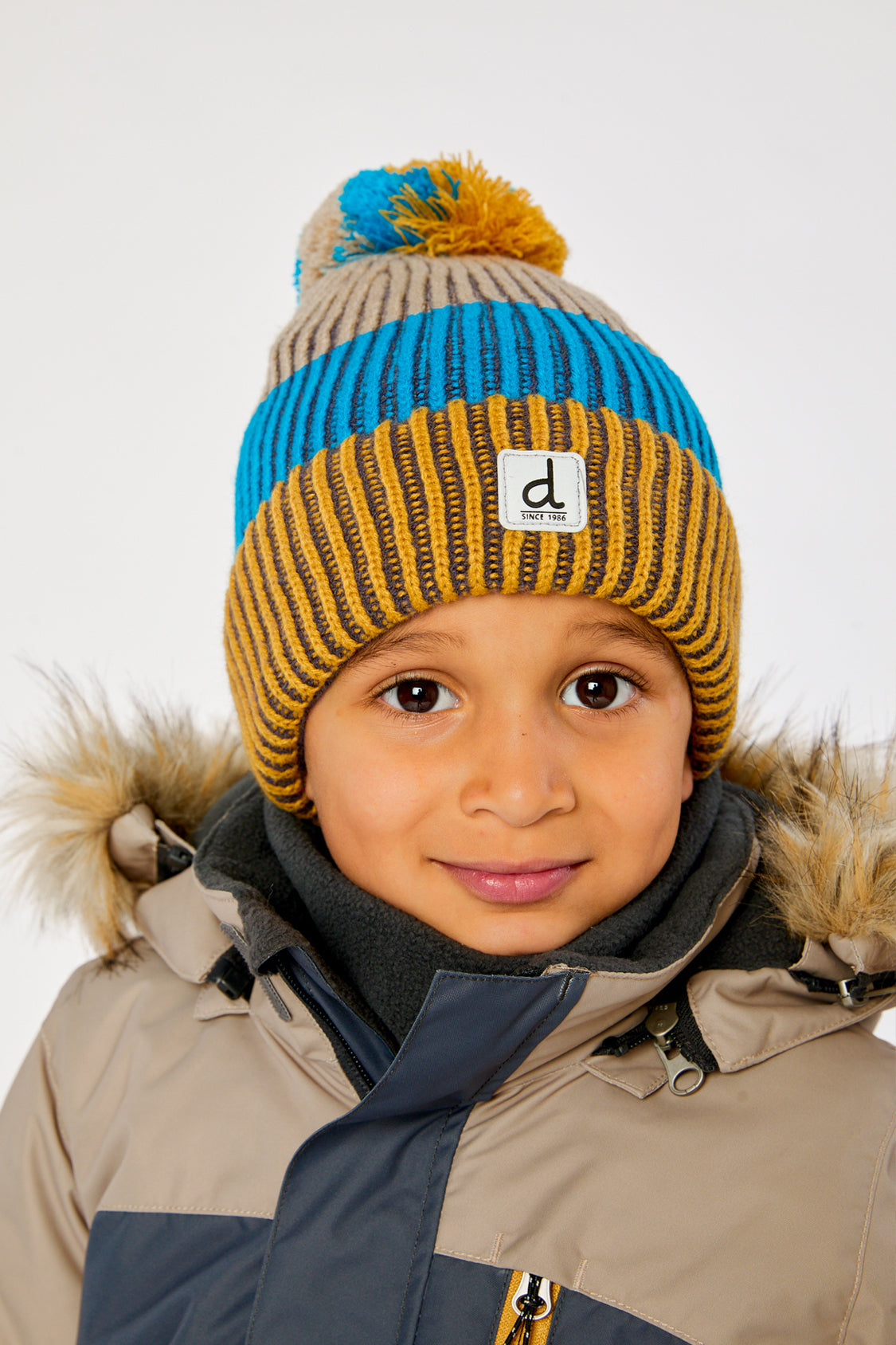 Winter Knit Hat With Pompom Blue And Yellow - J10Z28_1J084