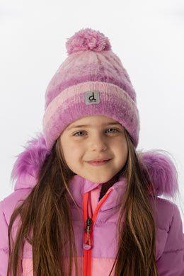 Bonnet d'hiver en tricot avec pompom violet rosé