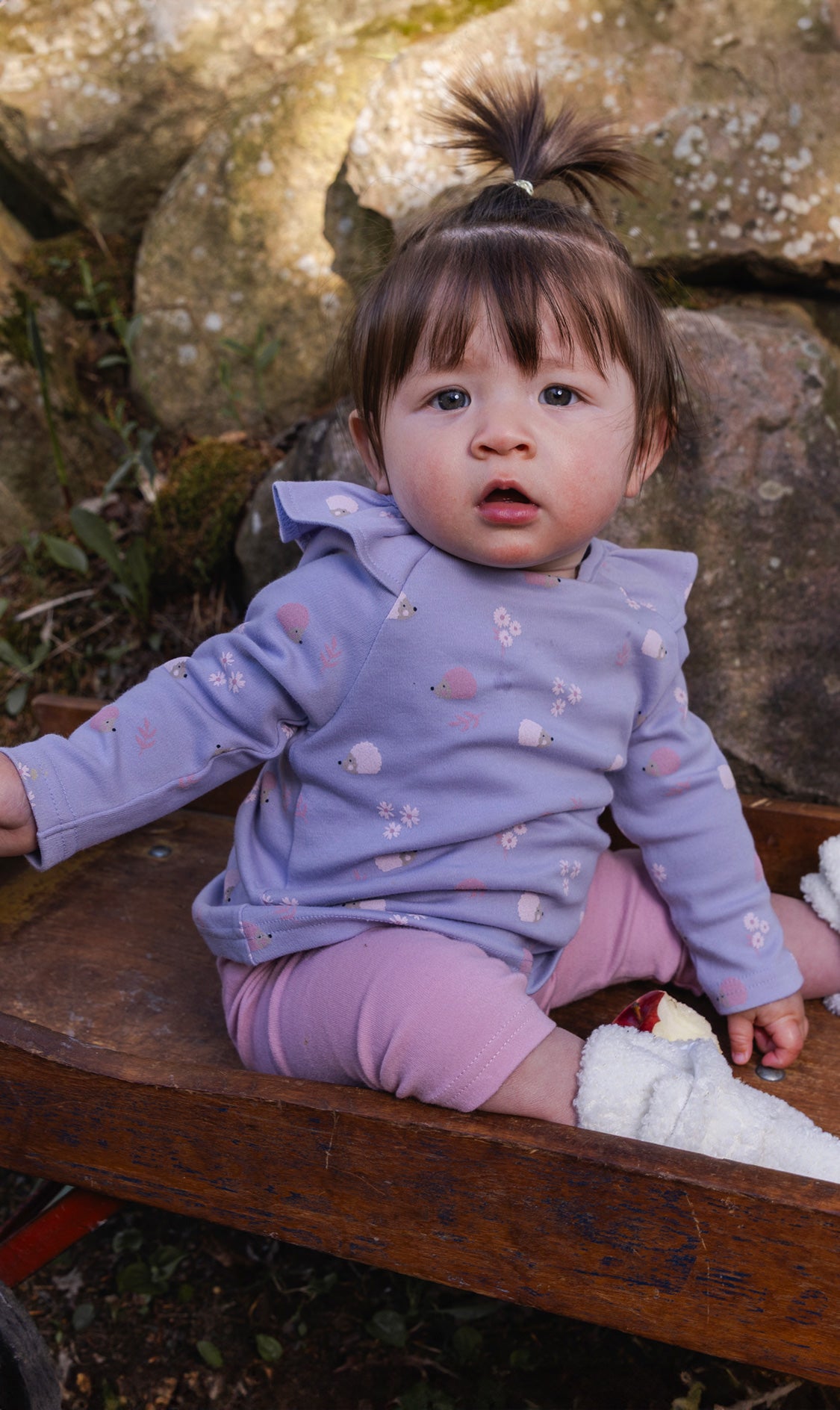 Tunika- und Leggings-Set aus Bio-Baumwolle mit lila Igelprint