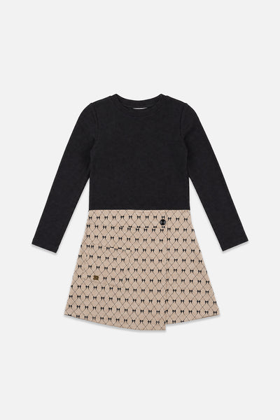 Kleid aus zwei Materialien mit schwarzem und beigefarbenem Fliege-Muster