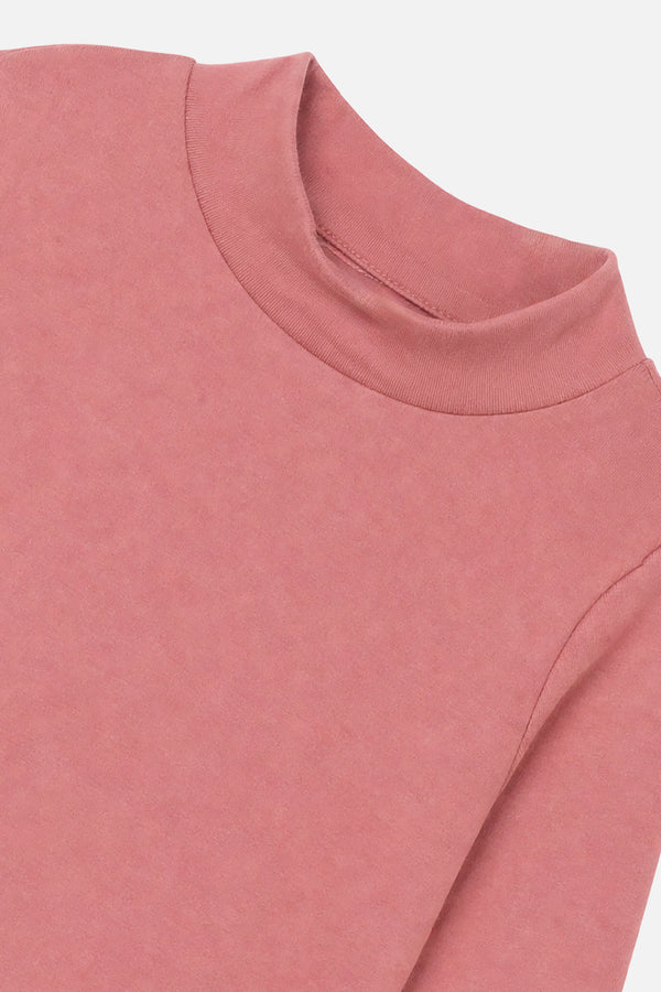 Haut col roulé en rib doux rose