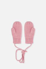 Mitaines en tricot vieux rose pâle avec corde pour bébé
